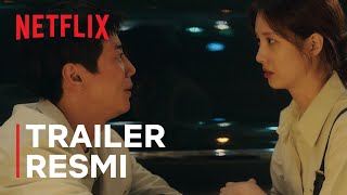 Love and Leashes  Trailer Utama  Netflix [upl. by Alber719]