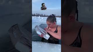 snow frozen funny mermaid ice icequeen winter iceswimming swimmingstyle iceswim [upl. by Neema]