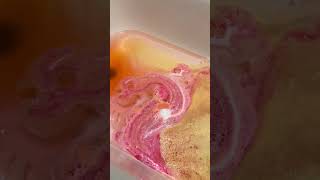 Lush BathBomb ReviewMagical Santa amp Sleigh [upl. by Fransen]