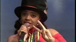 Shanice  I Love Your Smile  Live Top Of The Pops 1992 [upl. by Ardnalahs]