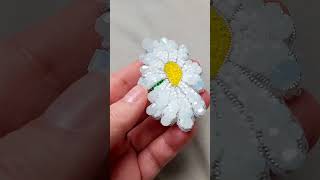 Ručne šitá korálková brošňa margarétka  handmade beaded flower brooch [upl. by Eveline]