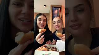 Carlotta e Iolanda provano i donuts americani🍩pt2🇺🇸perte shorts [upl. by Auqinaj]