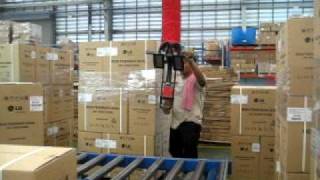 Vaculex Vacuum lift handling เครื่องช่วยยกกล่อง [upl. by Vetter600]