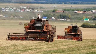 Combines DON1500A and 1500B  Комбайны ДОН1500А и 1500Б [upl. by Ellerol]