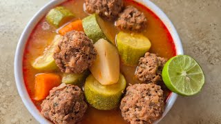 Albondigas de carne molida de res con papa zanahoria y calabaza [upl. by Irual]