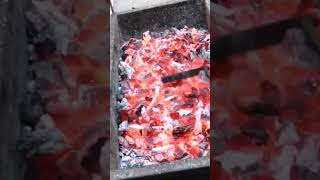 Как должны выглядеть угли для жарки шашлыка food гриль grill угли барбекю шашлык еда [upl. by Devinne101]