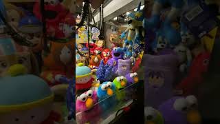 Camo spray sonic claw machine win clawmachine sonicthehedgehog win [upl. by Ettenej]