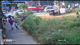 LIVE CCTV FOOTAGE CAR Accident  Car Hit a Girl in Kerala  Parents Please Take Care of your Child [upl. by Aniger]