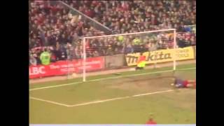 Manchester United  Great Goals  37  Eric Cantona vs Wimbledon 3  0  19931994 [upl. by Devaj]