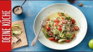 Gurkensalat mit Tomaten und Sesam  Salate zum Grillen  REWE Deine Küche [upl. by Liag691]