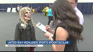 Highlands Sports Spooktacular draws hundreds of trickortreaters 7News anchor Baylee Martin judges [upl. by Dranoc]