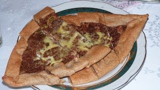 Kıymalı Pide Tarifi  Kıymalı Yumurtalı Pide Nasıl Yapılır  Pide Tarifi [upl. by Kendricks]