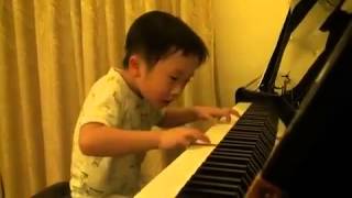 5 Yaşında Harika Piyano Çalan Çinli Çocuk  5 Years Old Kid Plays Piano Incredible [upl. by Anahc767]