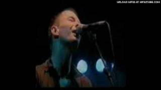 Radiohead  Creep Glastonbury 1997 [upl. by Eckhardt]