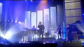 Alejandro Sanz  Un zombie a la intemperie  En vivo Premios Cadena Dial [upl. by Adnulahs]