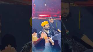 Arijit Singhs Handshake Moment with His Fans 🤝😍❤️ during Live Concert in Malaysia 2024 [upl. by Supat]