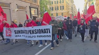 Protesta del SPI CIGL pensioni inadatte e con sempre meno potere dacquisto [upl. by Becca]