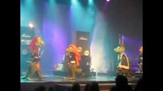 HeviSaurus Play story at theatre [upl. by Osric]