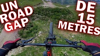 JE FAIS UN ROAD GAP DE 15 METRES  Tignes Bike Park  Yt Capra [upl. by Nahsor]