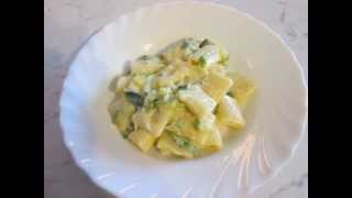 Receta Pasta con calabacin y queso Ricetta Pasta con zucchine e fonduta [upl. by Isied]