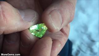 What is Hyalite Opal  Faceting Fluorescent Minerals [upl. by Killam]