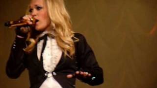 Quitter  Carrie Underwood live 2010 [upl. by Wilser]