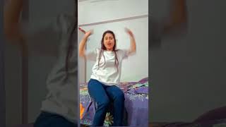 ek baar jo jay jawani 🤩🤩😜 song bollywood music hindisong hindi bollywoodmusic [upl. by Lezlie998]