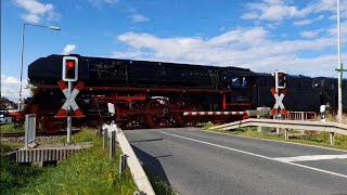 Bahnübergang Weißensee  L1054 [upl. by Ardnuas]