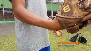 Beisbolista Colombiano de solo 16 años de edad jugará en las grandes ligas MLB [upl. by Anegue]