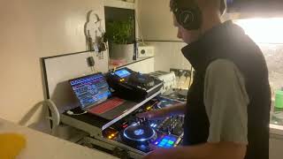 Rich Pallo 🥴 In York Pionner Deck Combo Tech House Mushup [upl. by Ainnek]