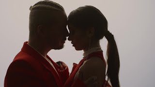 ¿QUÉ MÁS PUES  J BALVIN MARIA BECERRA OFFICIAL TRAILER [upl. by Demha]