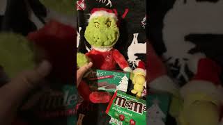 ❤️💚😁Sloopy amp Woodstock food review Andes amp MampMs Christmas candy with the grinch [upl. by Llertnahs163]