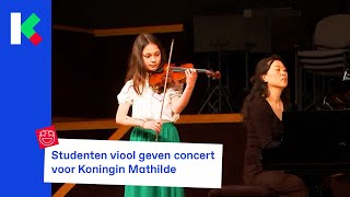 Jonge violisten spelen viool voor Koningin Mathilde [upl. by Nabetse77]