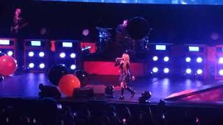 Avril LavigneGirlfriend Live Moncton 2022 [upl. by Lapotin]