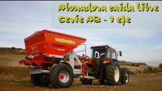 Abonadora caída libre  fertilizer spreader  épandeur dengrais AB60  Santamaría [upl. by Mailliwnhoj801]