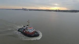 Schiffsverkehr auf der Elbe bei Stade Stadersand Phantom 3 Pro [upl. by Ailil373]