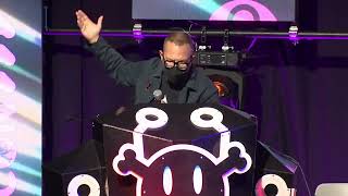 DEF CON 32  Disenshittify or die How hackers can seize the means of computation  Cory Doctorow [upl. by Papageno]