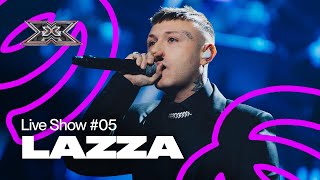 Lazza porta PANICO sul palco di X Factor 2022 [upl. by Frulla]