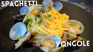 Spaghetti alle vongole cremosi La vera ricetta tradizionale [upl. by Yovonnda]