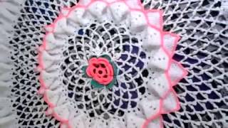 Tuto crochet Napperon magique au crochet [upl. by Llertnauq48]