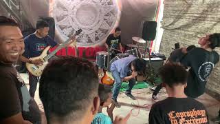 Suicide Silence  Bludgeoned to Death Cover by Nefilim live at launching banyumili cafe mojokerto [upl. by Marinna]