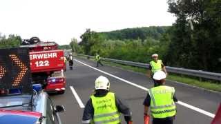 Verkehrsunfall auf der A2 Südautobahn am 18062013 [upl. by Lovering920]