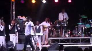 Fally IPUPA En Concert Live a Kin Part7  Une Minute [upl. by Maitund268]