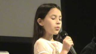 Natalie 10 años canta quotLa Via Dolorosaquot en Español [upl. by Dunham]