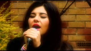 Marina and the Diamonds  Shampain Live on Hollyoaks Music Show 18092010 HD [upl. by Casabonne]