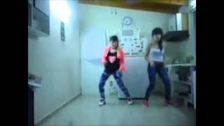 chicas bailando mega chocopop 2 [upl. by Chilton]