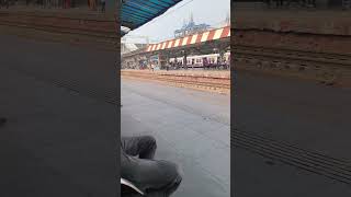 Thane Railway station Local trainshorts video train railway youtubeshorts [upl. by Aisha950]