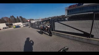 Wheelie Tutorial on Derbi Senda [upl. by Orofselet]