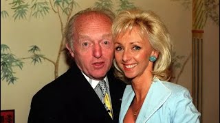 Tragic Final Moments of Paul Daniels Revealed by Wife Debbie McGee [upl. by Mareah]