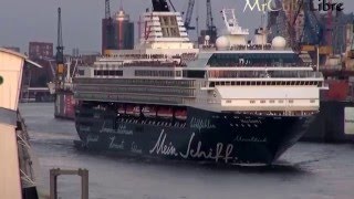 Mein Schiff 2 u MS EUROPA  Auslaufen Hamburg 2012 [upl. by Mickey650]